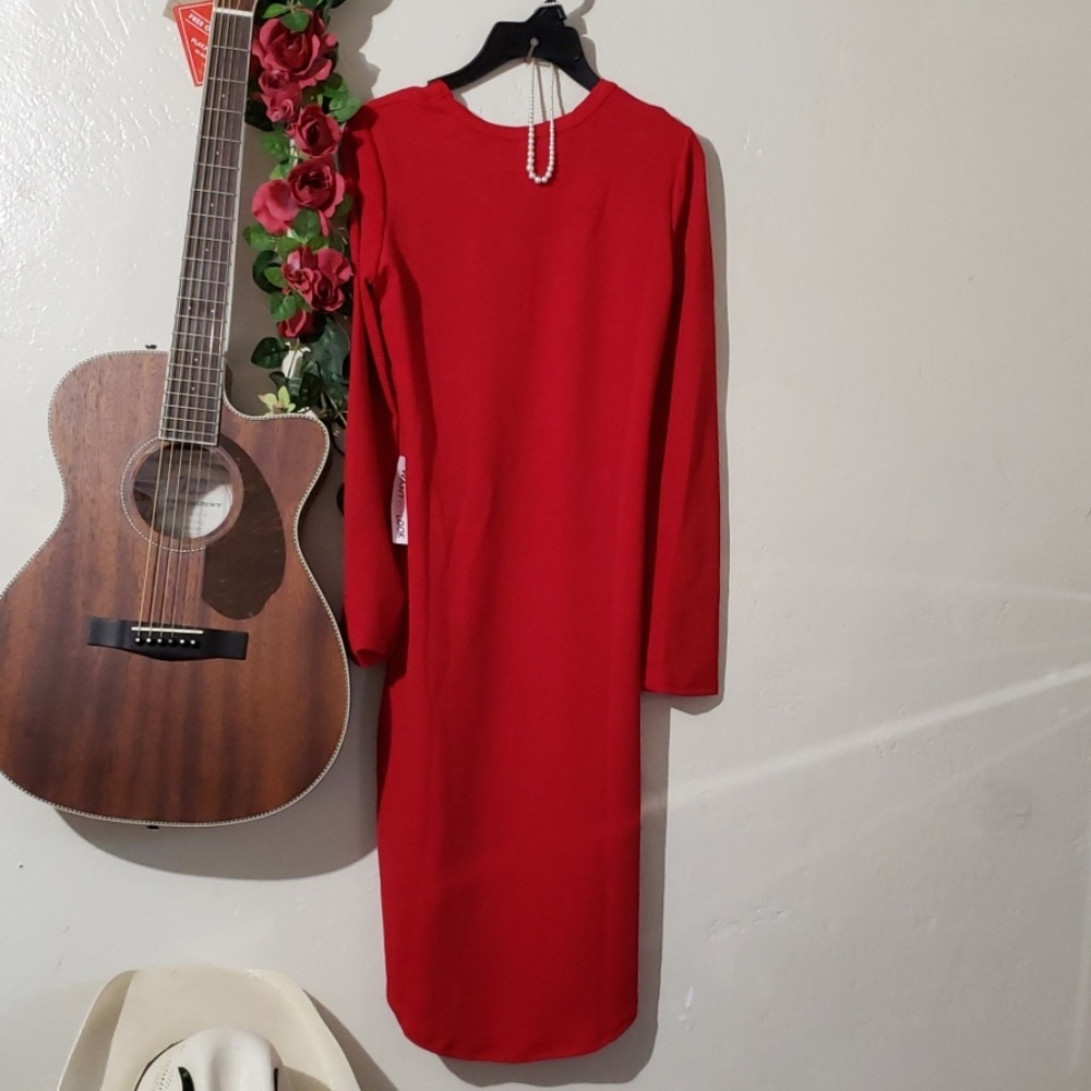 RED MIDI NWT DRESS WANTMYLOOK SIZE LARGE 🌹❤ - Picture 8 of 8